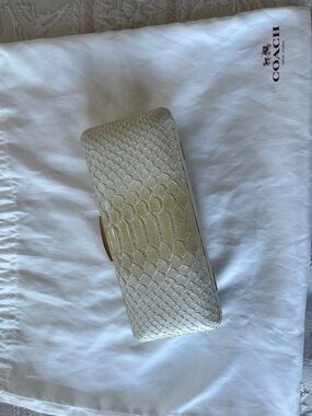 Coach Madison Pinnacle Box Clutch Ivory Gold Python Skin Collector Bag